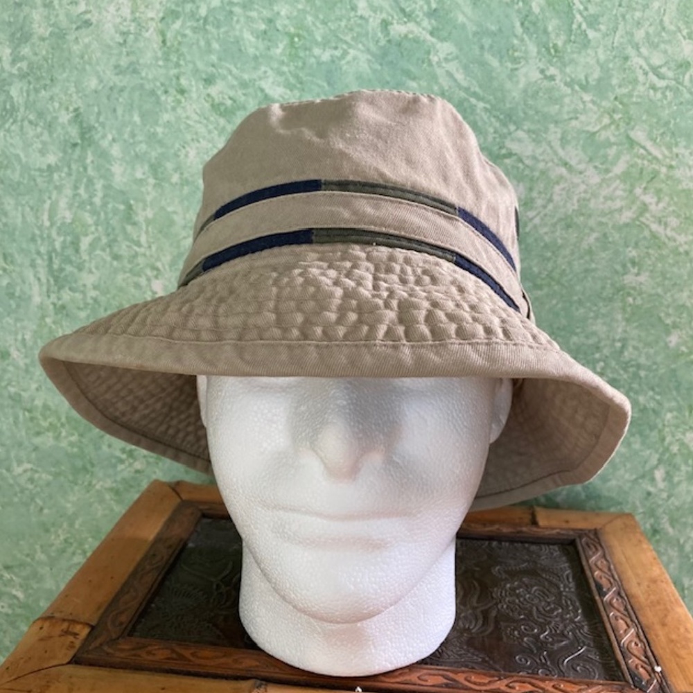 THE CAP  men’s tan bucket hat